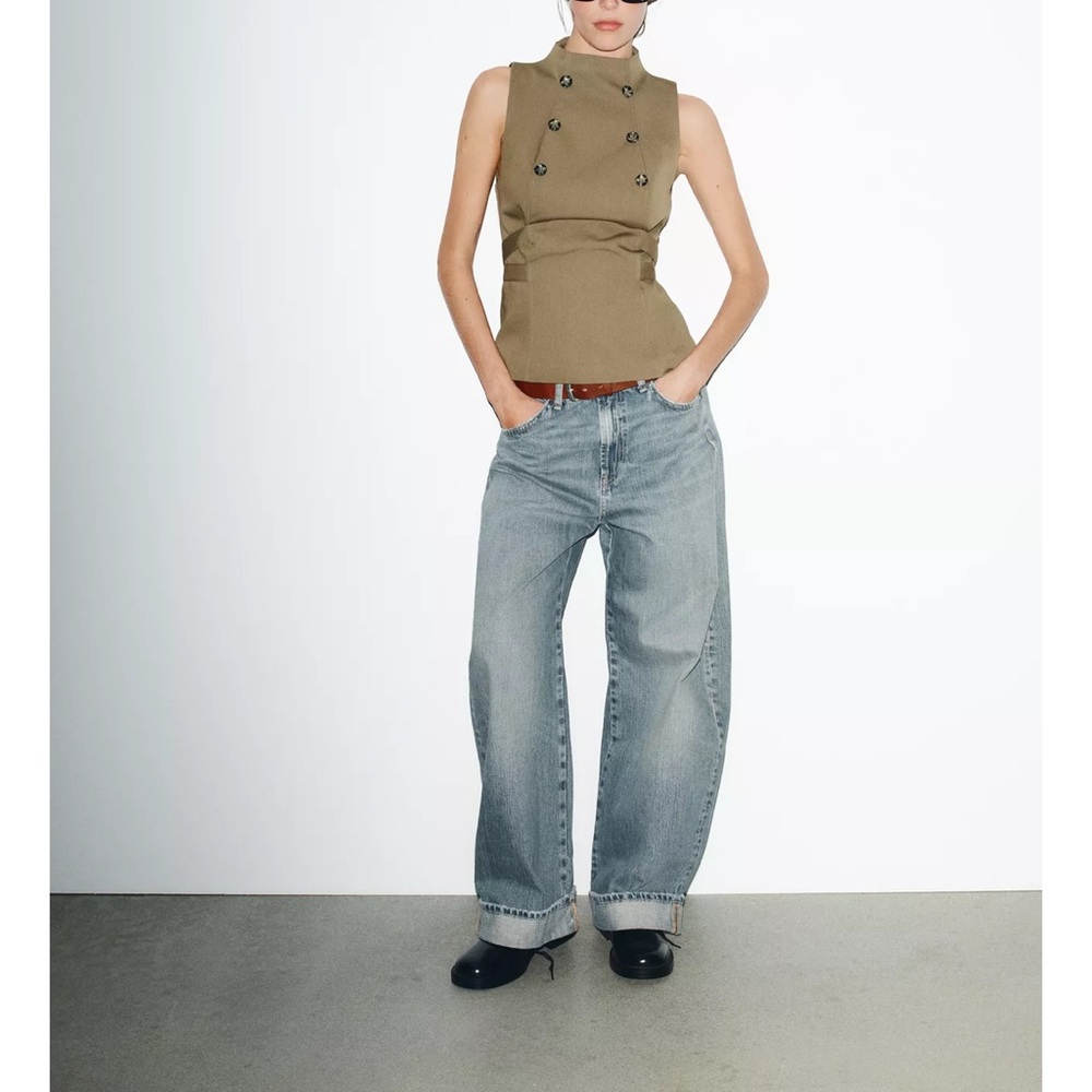 Zara Buttoned khaki top